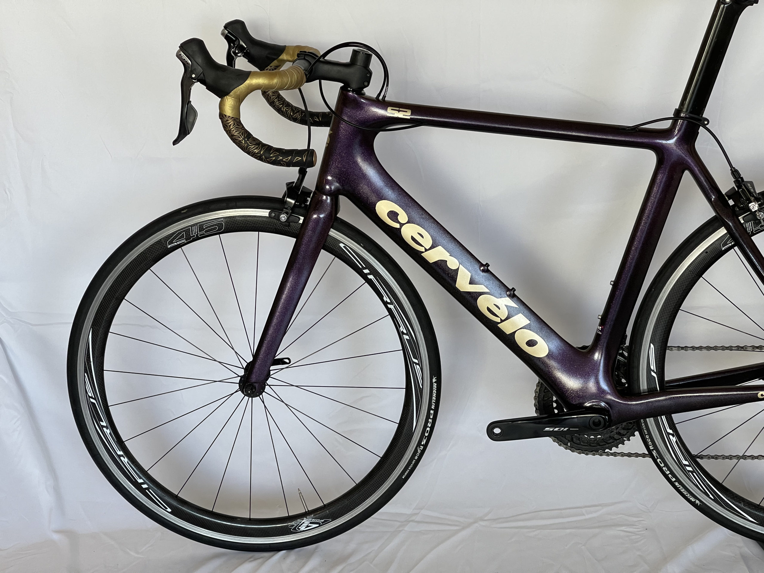 Vélo de route Cervélo S2 Shimano 105 Purple Gold