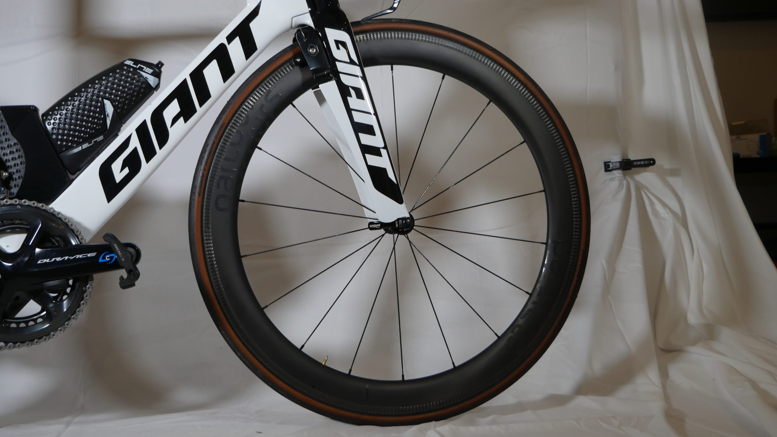 Vélo de route Giant Trinity advanced Ultegra Di2 Capteur de puissance White