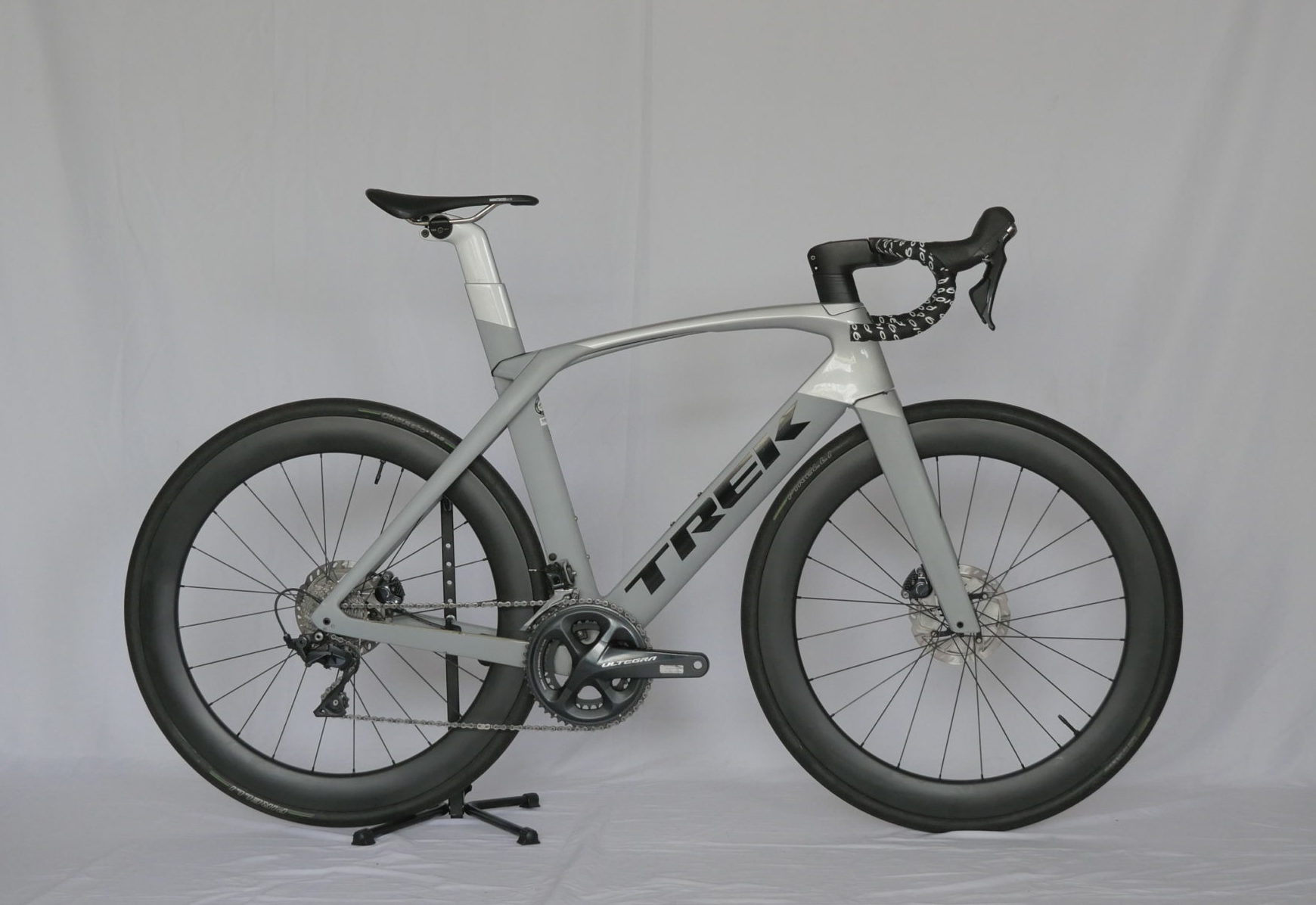 Vélo de route Trek Madone SLR 6 Shimano Ultegra Grey