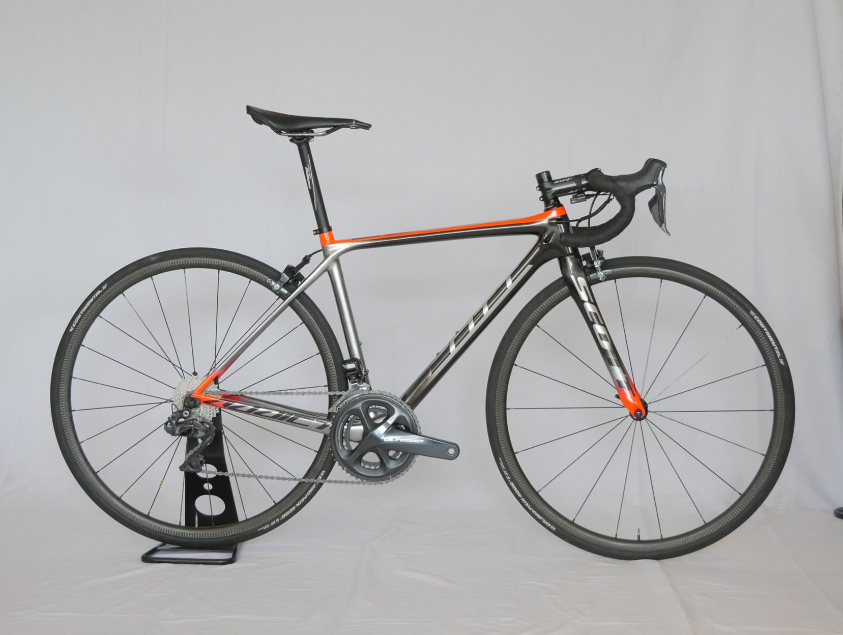 Vélo de route Scott Addict Shimano Ultegra Di2 Black / Grey / Orange
