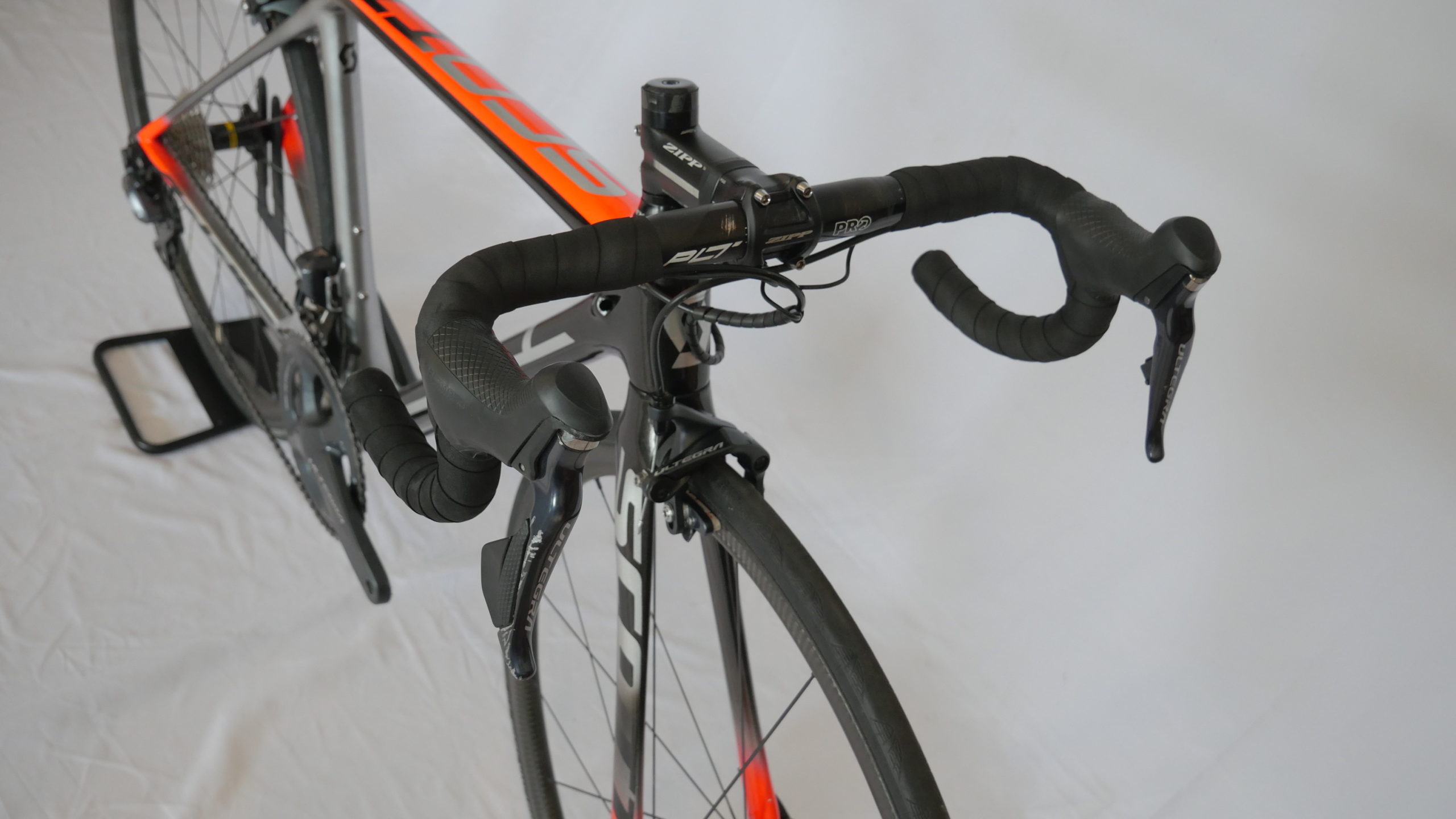 Road Bike Scott Addict Shimano Ultegra Di2 Noir / Gris / Orange