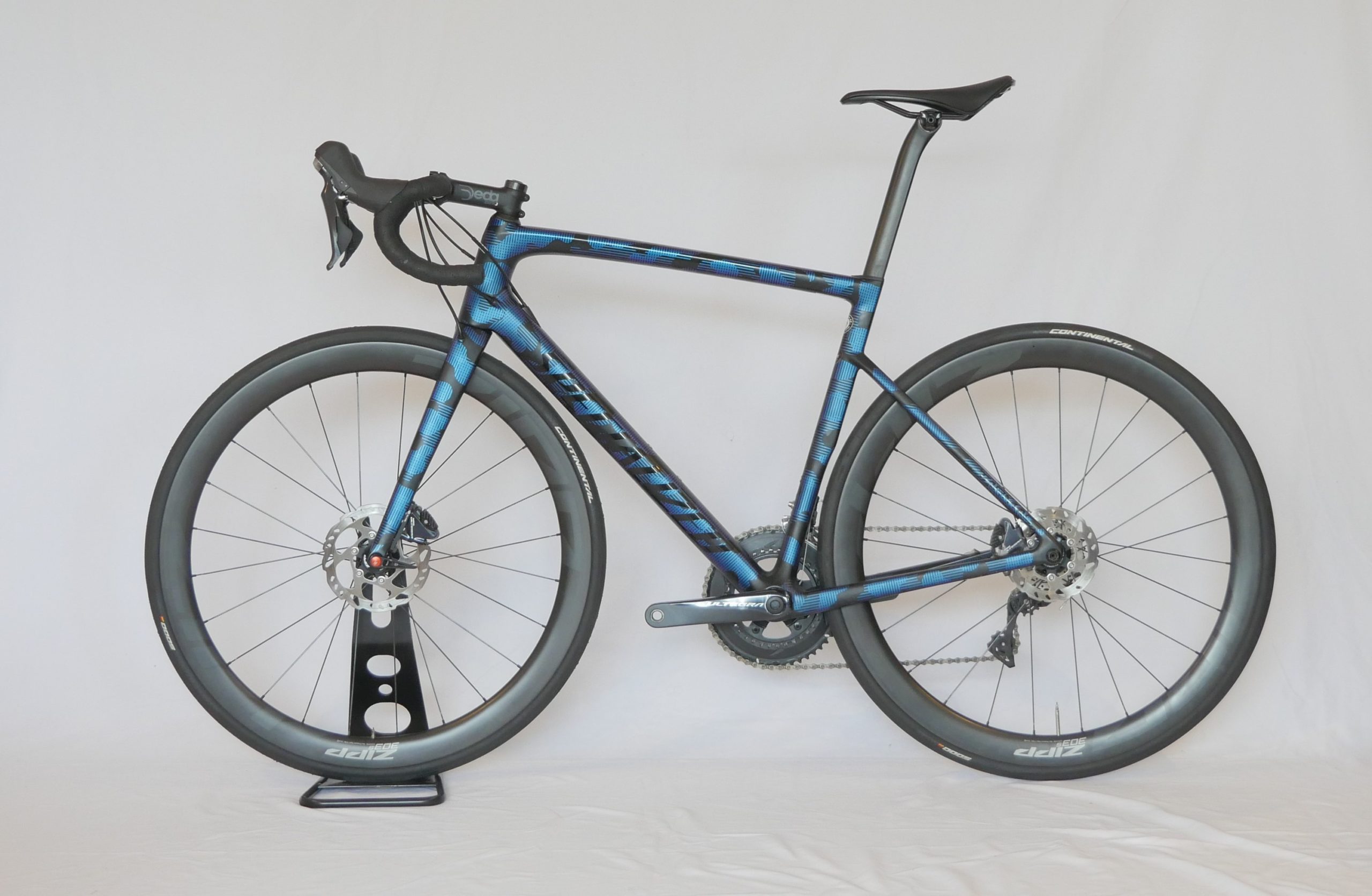 Vélo de route Specialized Tarmac SL6 Expert Shimano Ultegra Black / Blue