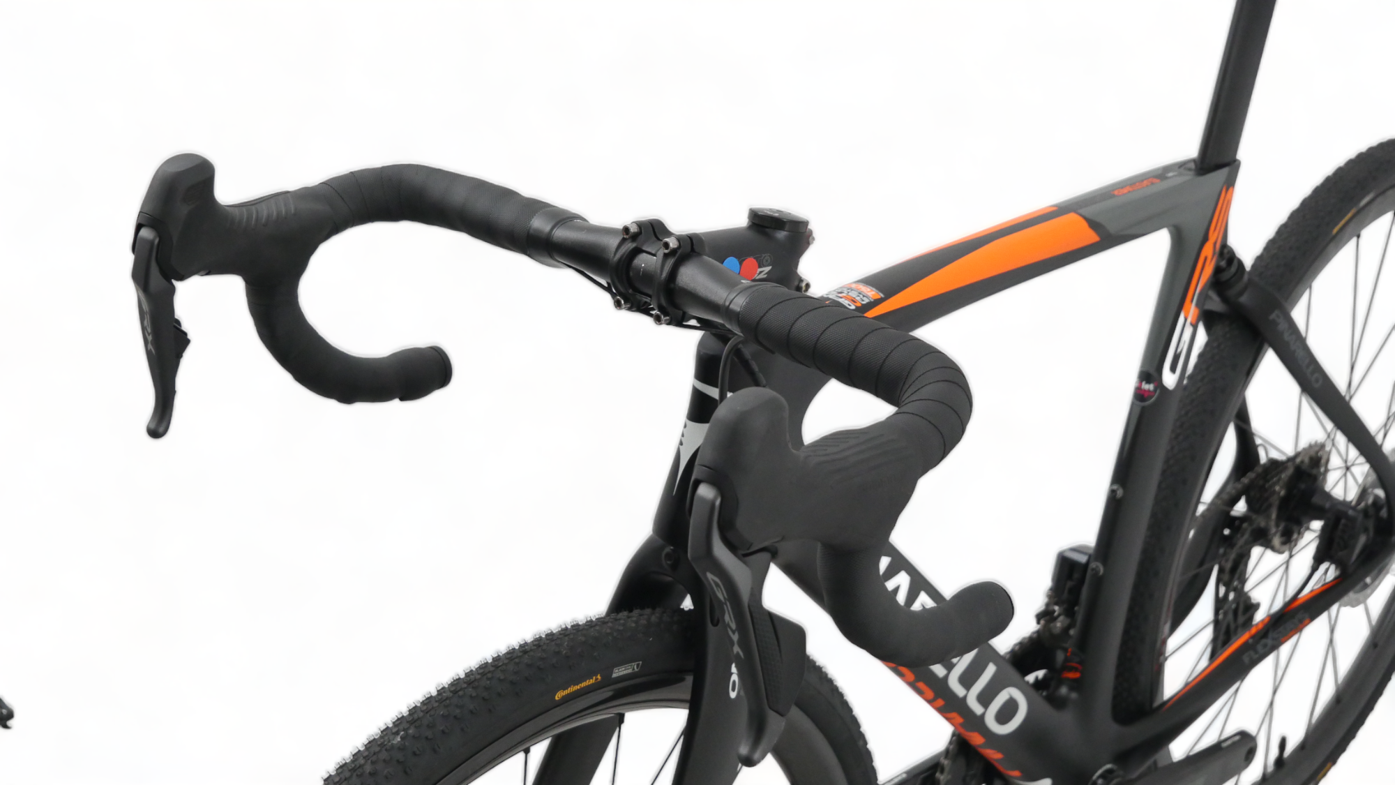 Gravel Bike Pinarello GRS Shimano GRX Di2 / Roues Campagnolo Levante Carbon Disc Noir / Orange