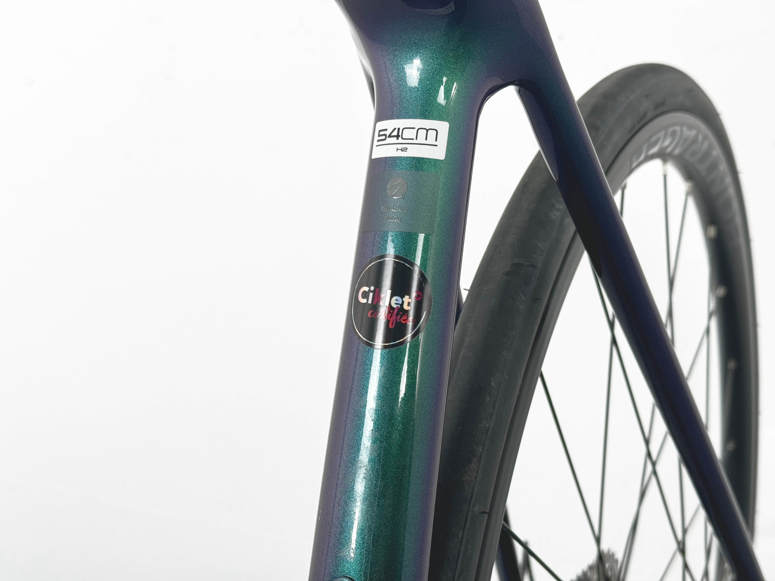 Vélo de route Trek Emonda SL5 Shimano 105 / Roues Bontrager Affinity SLR disc Green / Purple