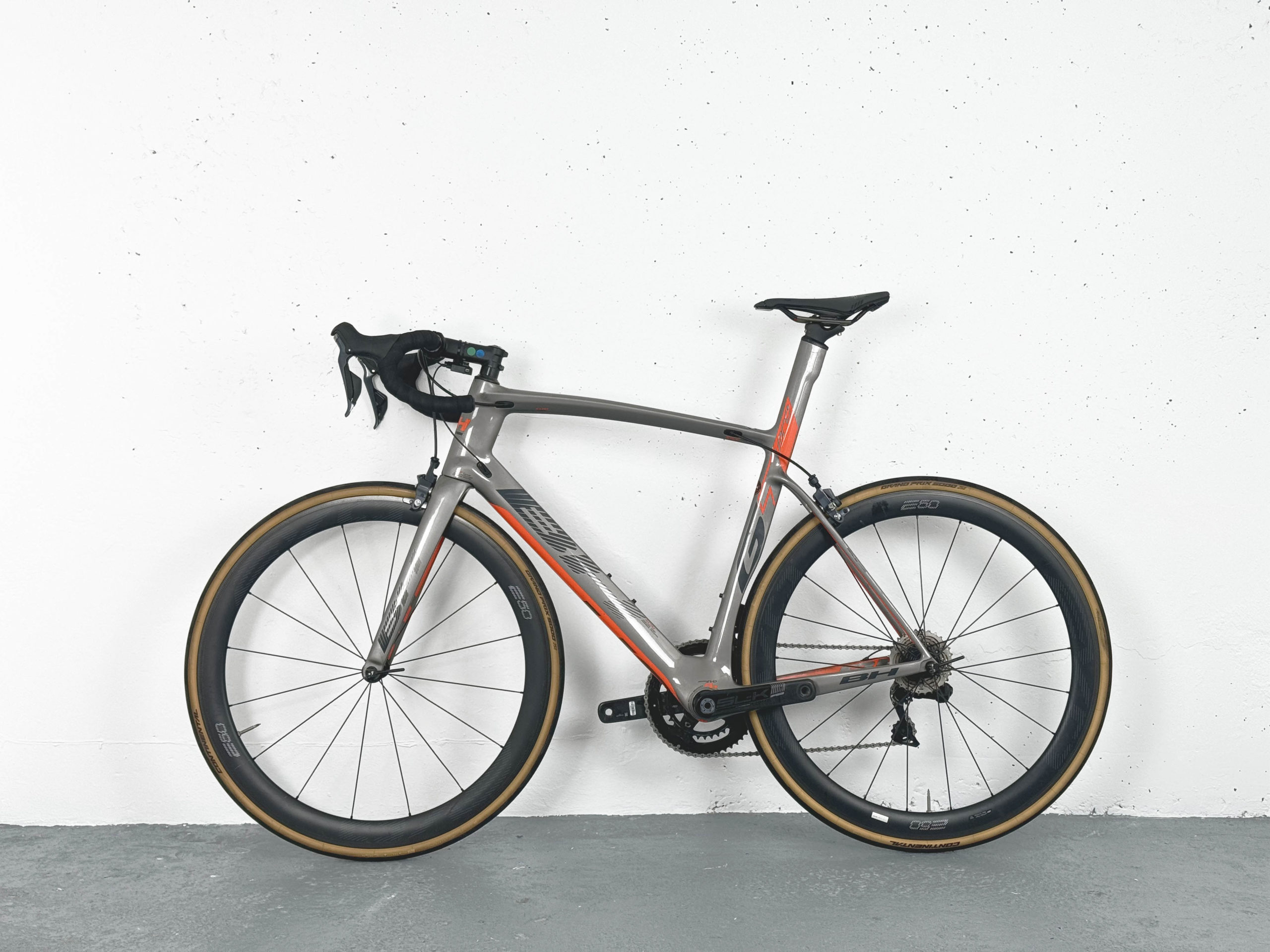 Vélo de route BH G7 Pro Shimano Ultegra DI2 / Roues Carbone Evo E50 Black / Grey / Orange