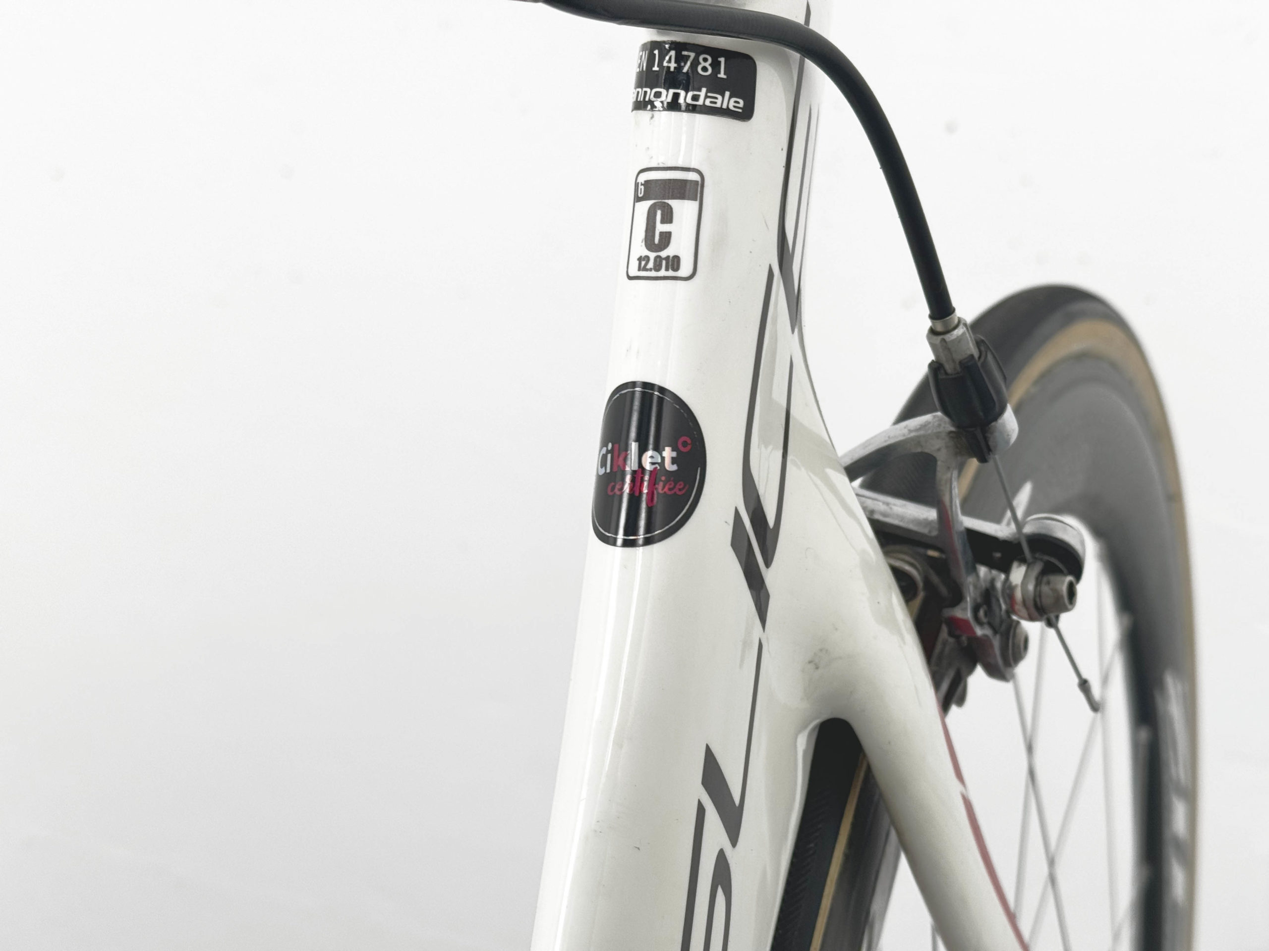 Road Bike Cannondale Slice Sram Red-Force/ Roues Zipp 404 Firecrest Tubular Rouge / Blanc