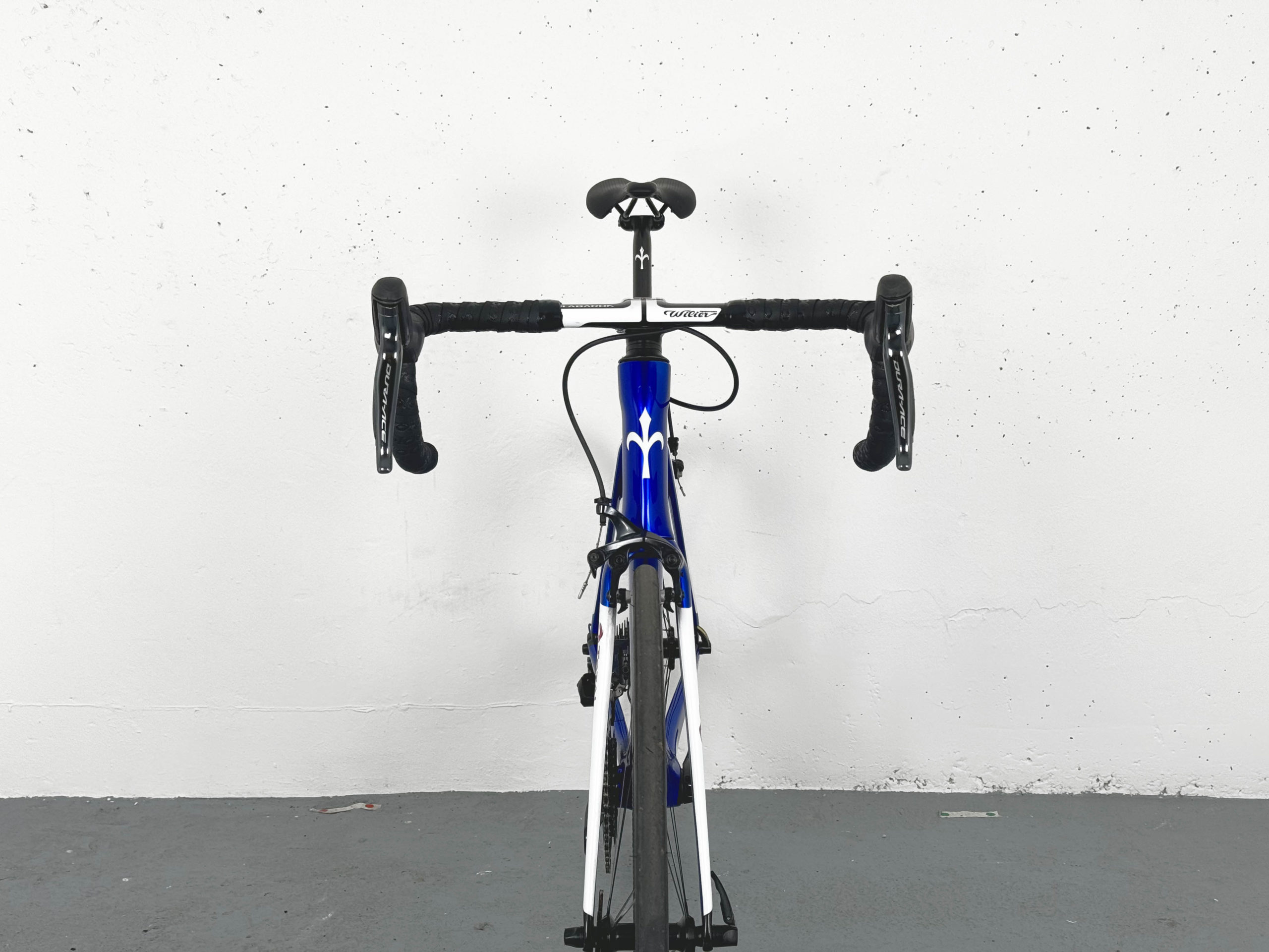 Road Bike Wilier-Triestina Cento 10 Pro Shimano Dura-Ace Di2 / Roues Mavic Ksyrium carbon SL Black Bleu / Blanc